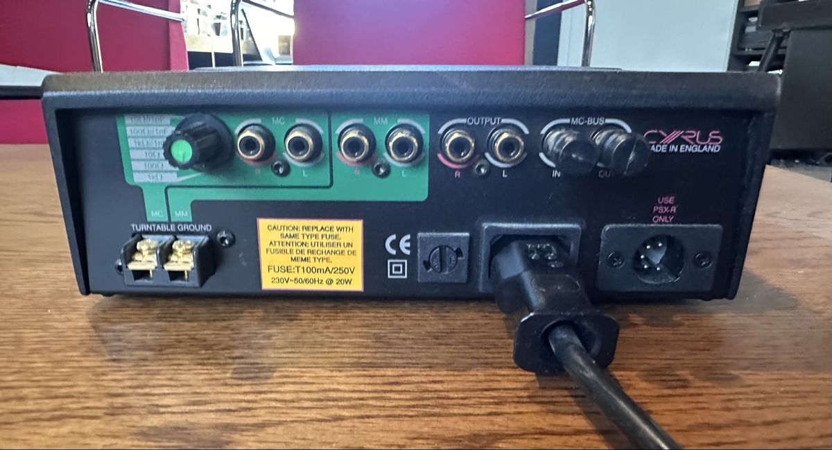Cyrus Amplificatori: Cyrus phono X – Usato da Vevey venduto da Dborg 2