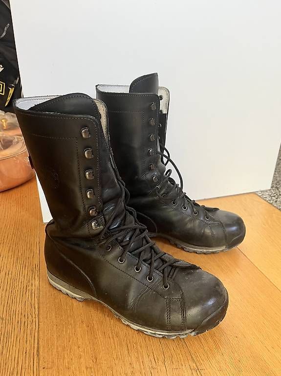 Schweizer Armee Herrenschuhe: Offizier Kampfstiefel Gr. 42  Balmer Schuh – Gebraucht aus Basel von thi0ja