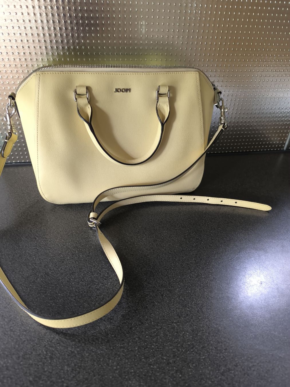 Joop Borse da donna: Damentasche JOOP Buttergelb,Leder – Nuovo (secondo la descrizione) da Schaffhausen venduto da gab_v5qf 1