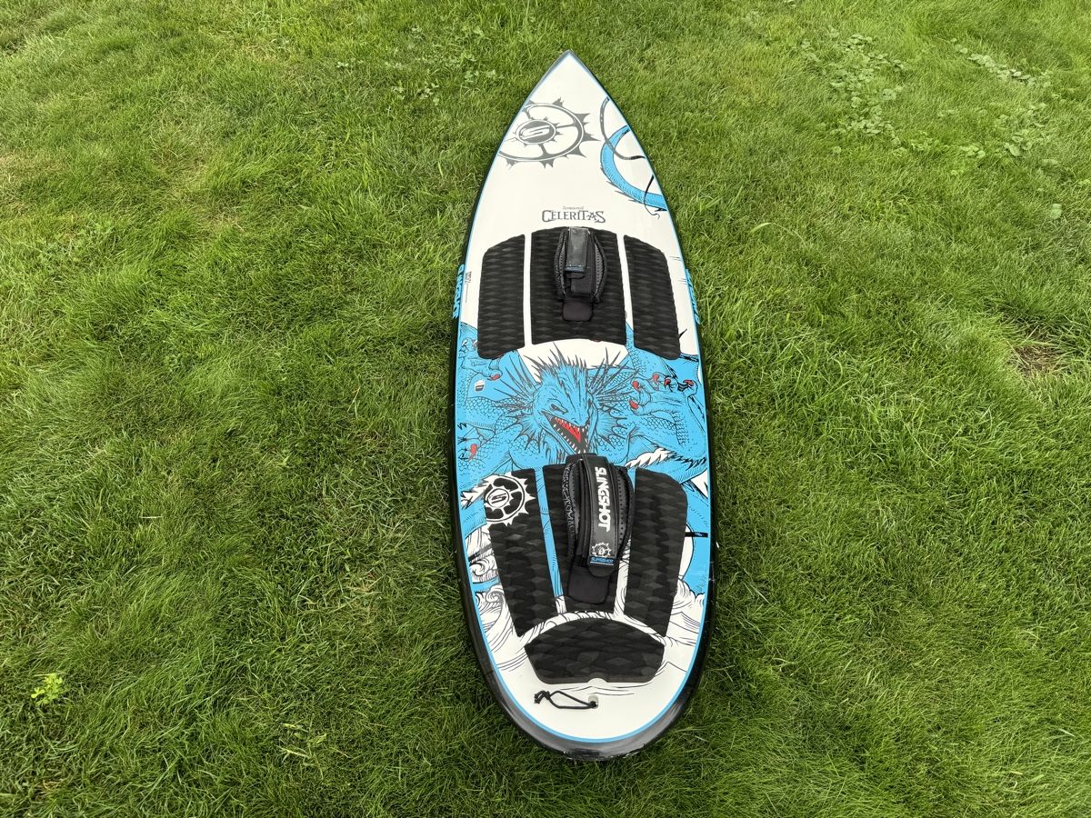 Slingshot Surfboards & Schwimmbrette: Kitesurfboard Surfboard Shortboard Surfbrett – Gebraucht aus Oberbipp von 2.0_Verkauf 1