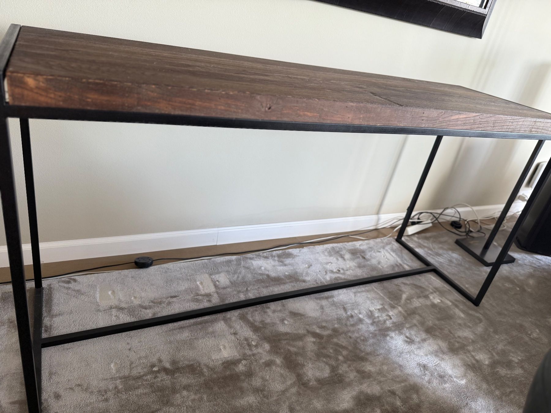 Tische: Beautiful versatile table. – Gebraucht aus Kilchberg ZH von Chua 3