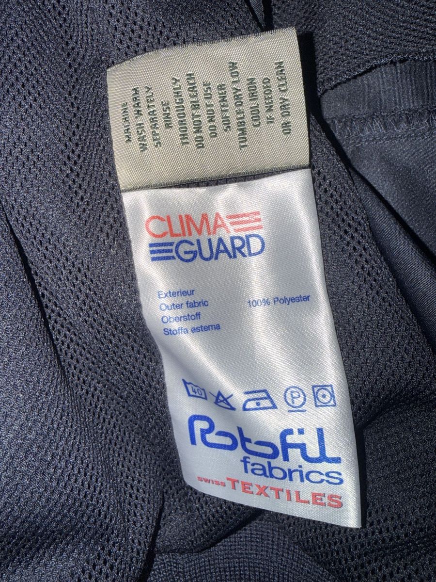 Giacche: Cutter & Buck MLB Jacke Gr. L windbreaker Pullover blau  – Usato da Staad SG venduto da Chirrari 1