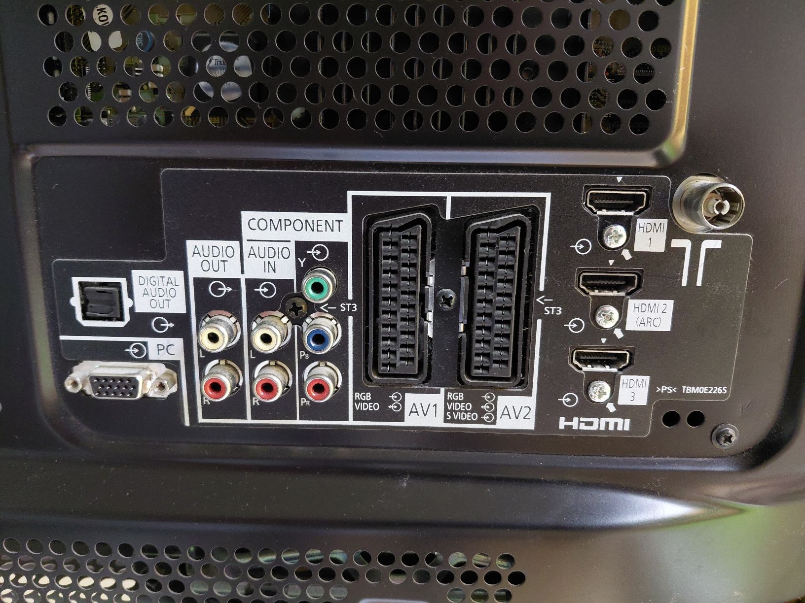 Panasonic Televisori: Panasonic TX-P50VZOE & Google Chromcast – Usato da zürich venduto da Lexalexander 4