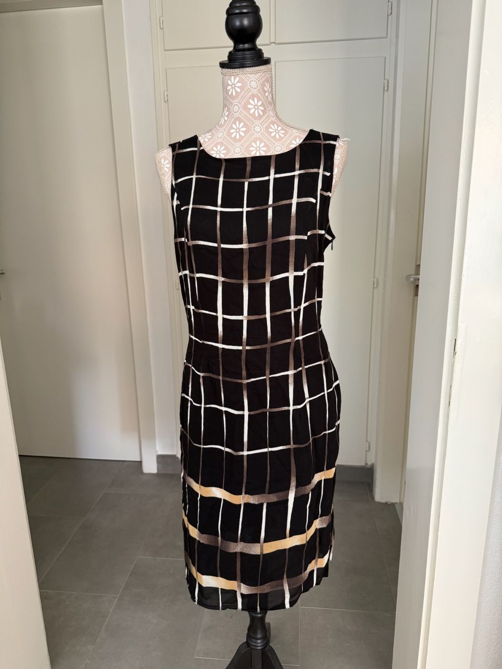 Robes: Robe - 40 – D'occasion à Sion par accroshoes