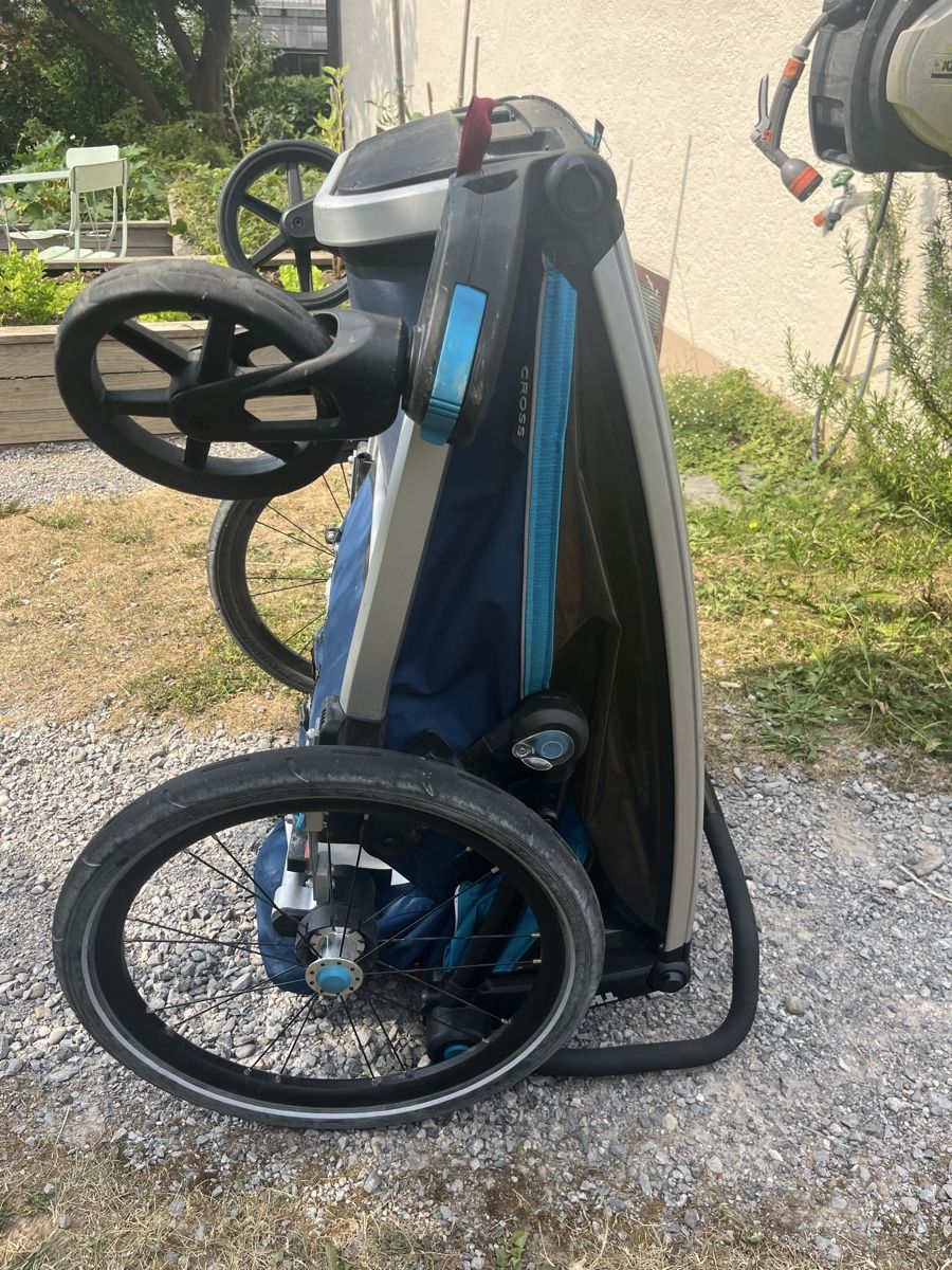 Thule Remorques: Thule Kinderveloanhänger Cross – D'occasion à Schlieren par kikilina 7