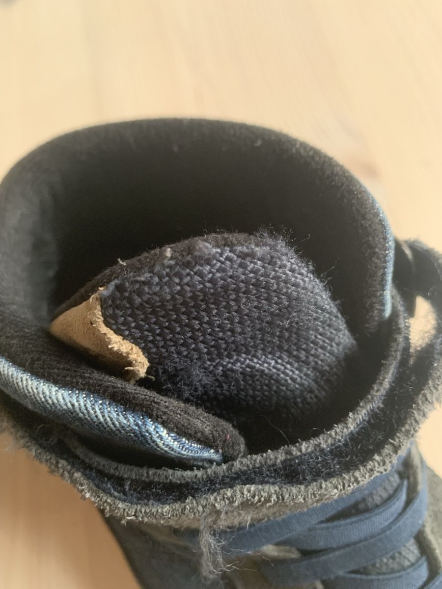 Lowa Scarpe per ragazzi: Lowa Winterschuhe Gr. 39 – Usato da Biberist venduto da coffee13 3
