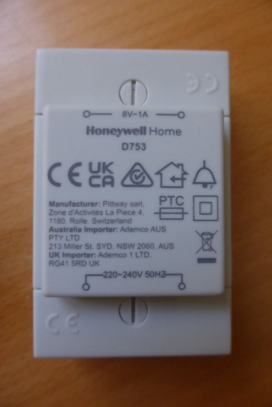Libri: Transformer Honeywell drahtgebunden – Nuovo e nell'imballaggio originale da Brunnadern venduto da vapiano 1
