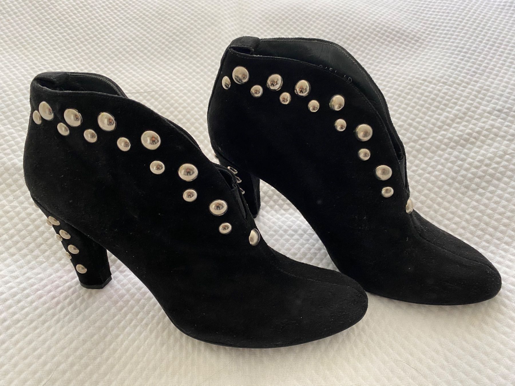 Stuart Weitzman Scarpe da donna: Stuart Weitzman Stiefeletten – Nuovo (secondo la descrizione) da Bern venduto da schnupka