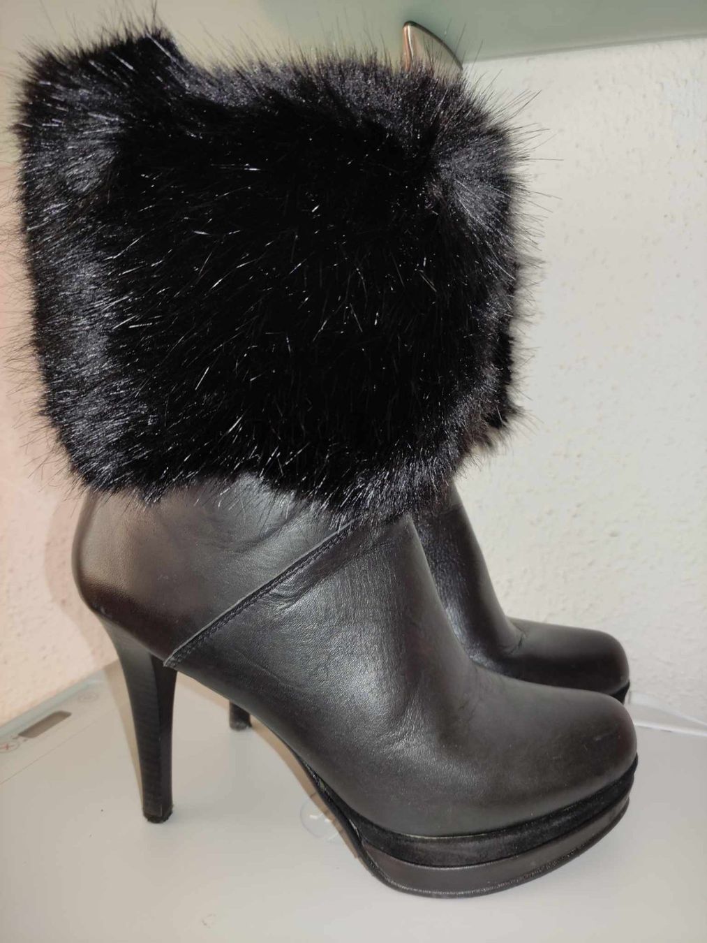 Chaussures femmes: Stiefeletten Highheels 38 – D'occasion à Goldau par annalena44 1