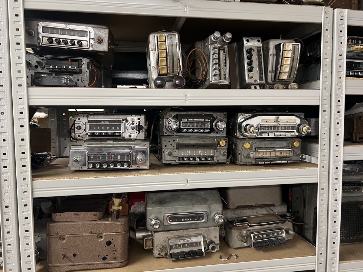 Radios: 60 Oldtimer Autoradios – Défectueux à Steffisburg par gfell2 1