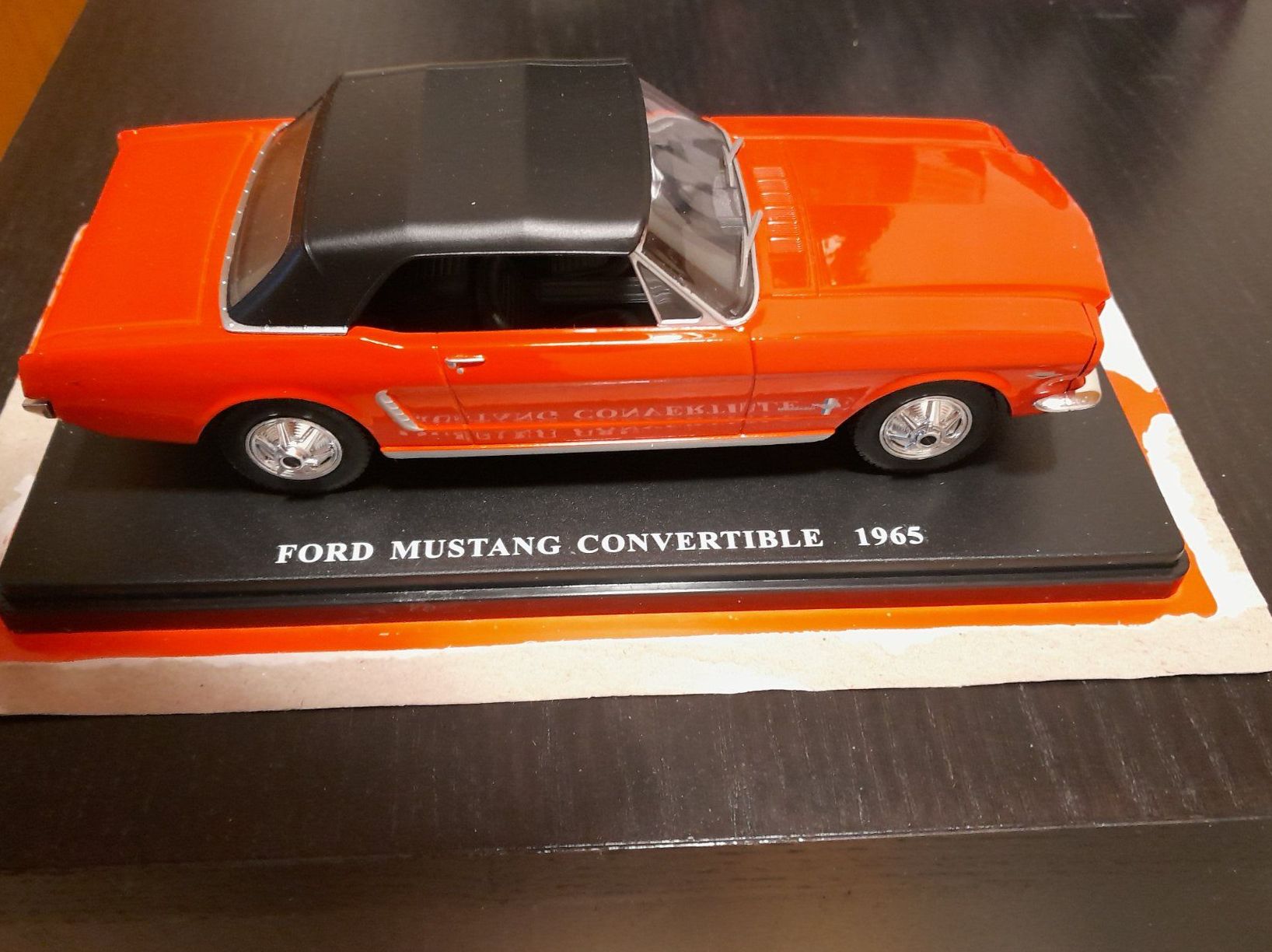 Ford Modellautos: Ford Mustang Convertible 1965, 1/24 – Neu (gemäss Beschreibung) aus Frick von Windguru 1