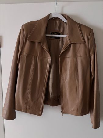 SAMS Vintage Leather Jacket - Stylish Fall Essential!