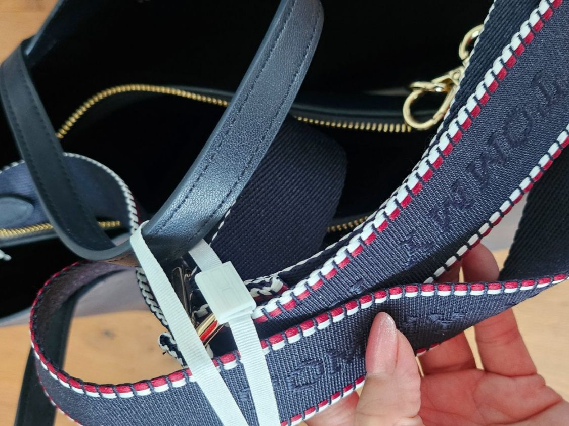 Tommy Hilfiger Taschen für Damen: Handtasche TH – Neu und originalverpackt aus Lachen SZ von San5201314 1