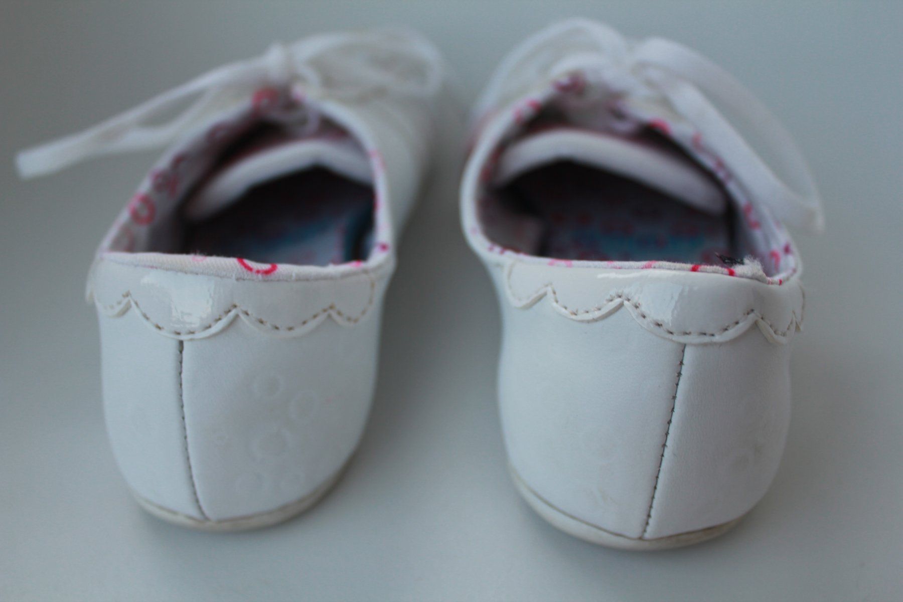 Adidas Schuhe für Mädchen: Baskets blanches Adidas t. 36 2/3 – Gebraucht aus Peseux von Gilloss 3