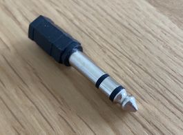 Stereo - Audio - Adapter neuwertig 