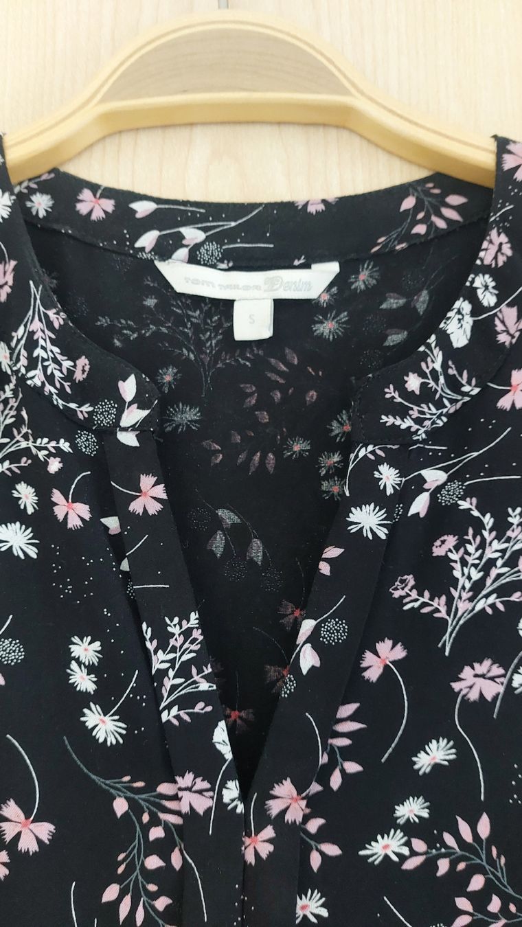Tom Tailor Camicette: Damenbluse schwarz gemustert, Grösse S, Tom Tailer – Usato da Dettighofen venduto da monaso 1