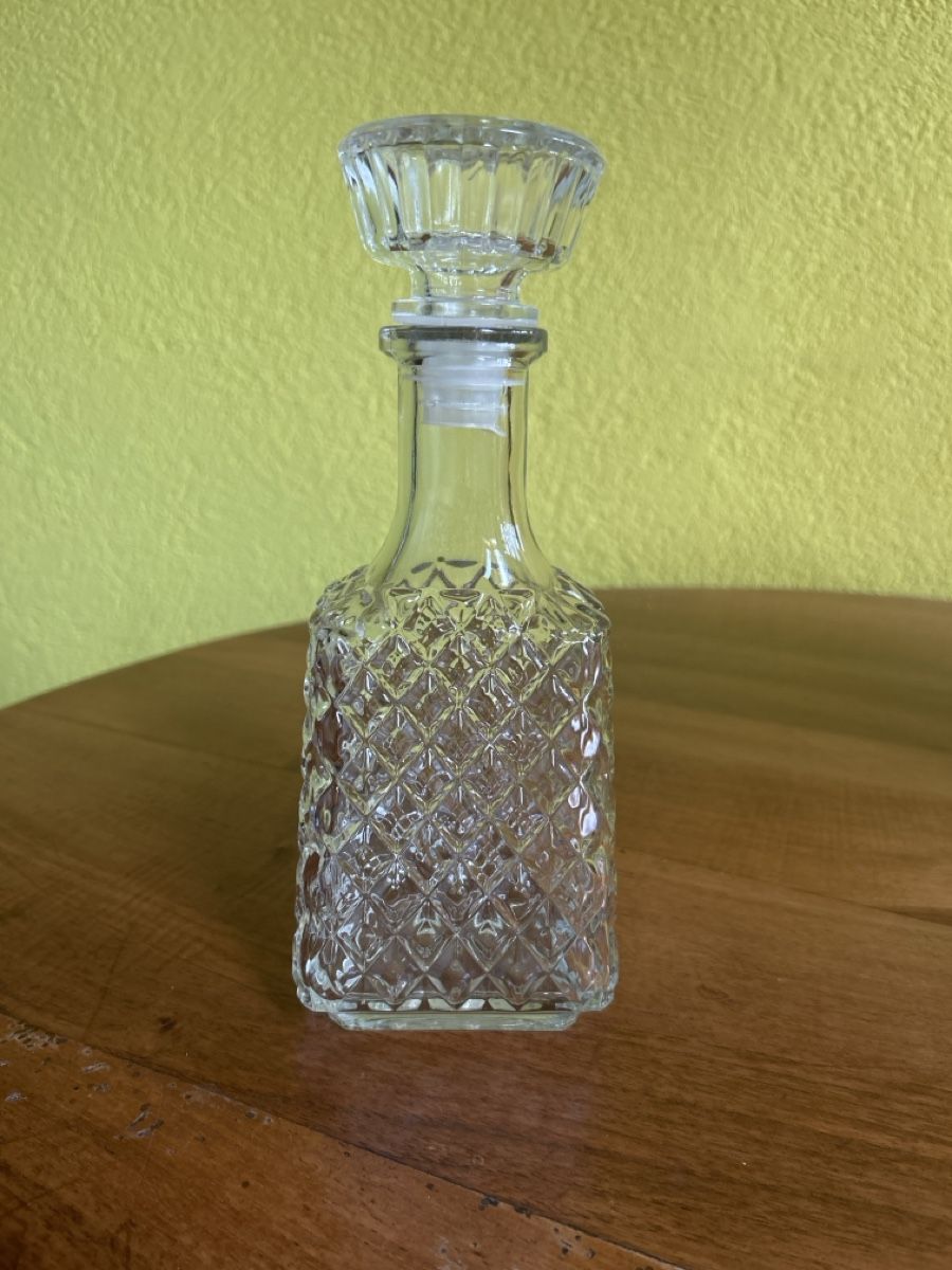 Carafes: Carafe en verre  – D'occasion à Saxon par tok_8dnf