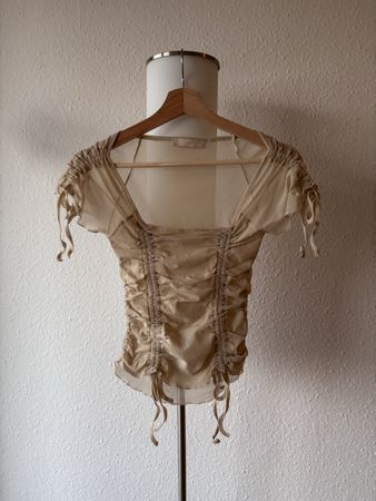 Magnifique haut beige clair taille S 