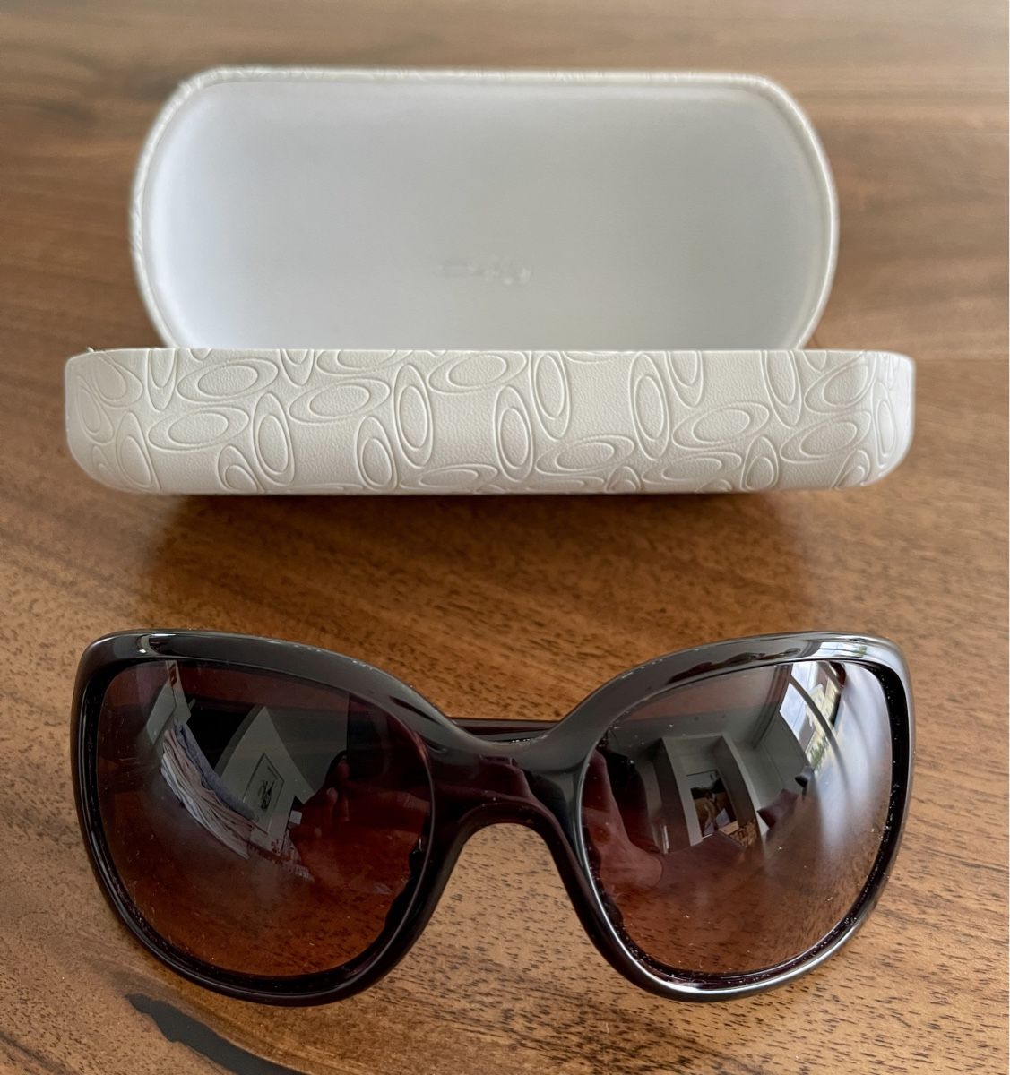 Oakley Occhiali & Lenti: OAKLEY Sonnenbrille, neuwertig – Nuovo (secondo la descrizione) da Engelburg venduto da Annis_Crew 1