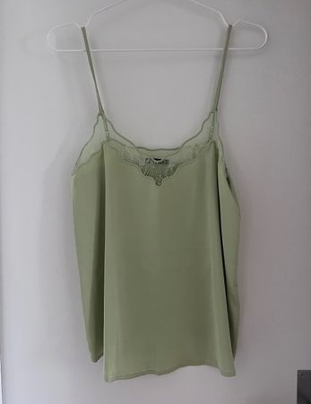 Sommerliches Top mit Spitze, Grösse XS, neuwertig