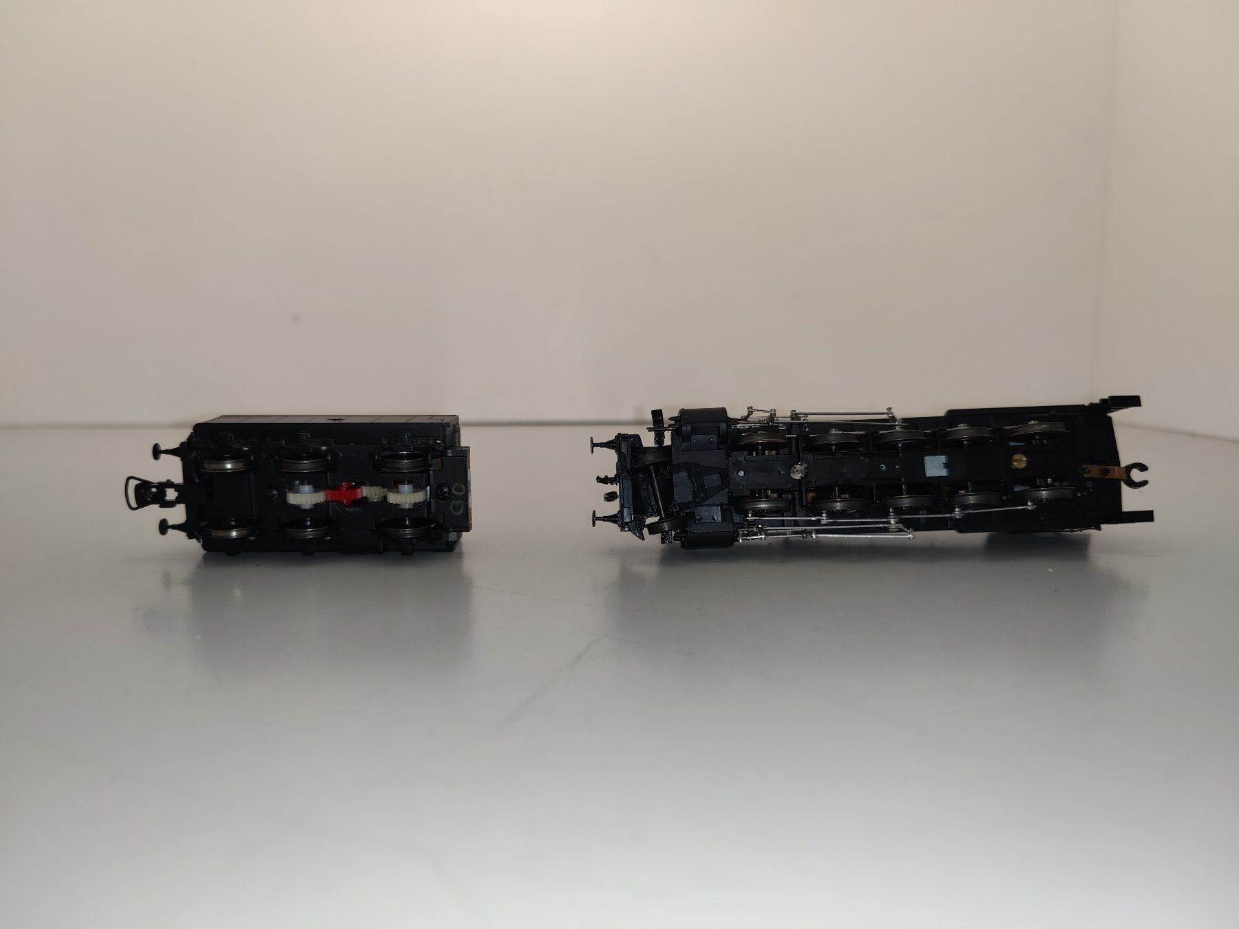 Roco Modellini di ferrovie: Roco 04111A Dampflok C 5/6 Elefant SBB CFF FFS Analog DC EVP – Usato da Basel venduto da mhmarken 4