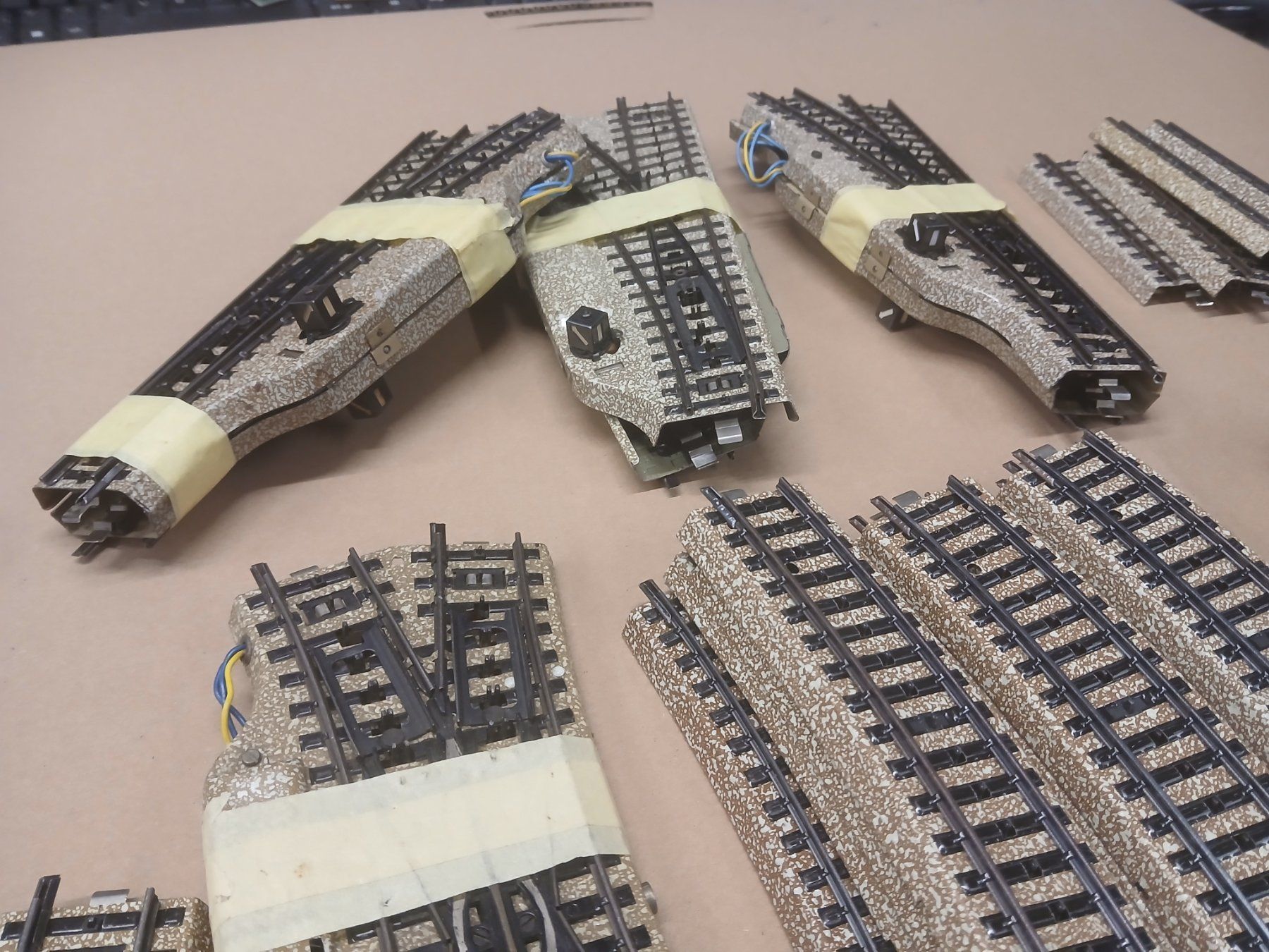 Märklin Modelleisenbahnen: Märklin H0 M-Gleise Lot2 – Gebraucht aus Däniken SO von nitro161 2