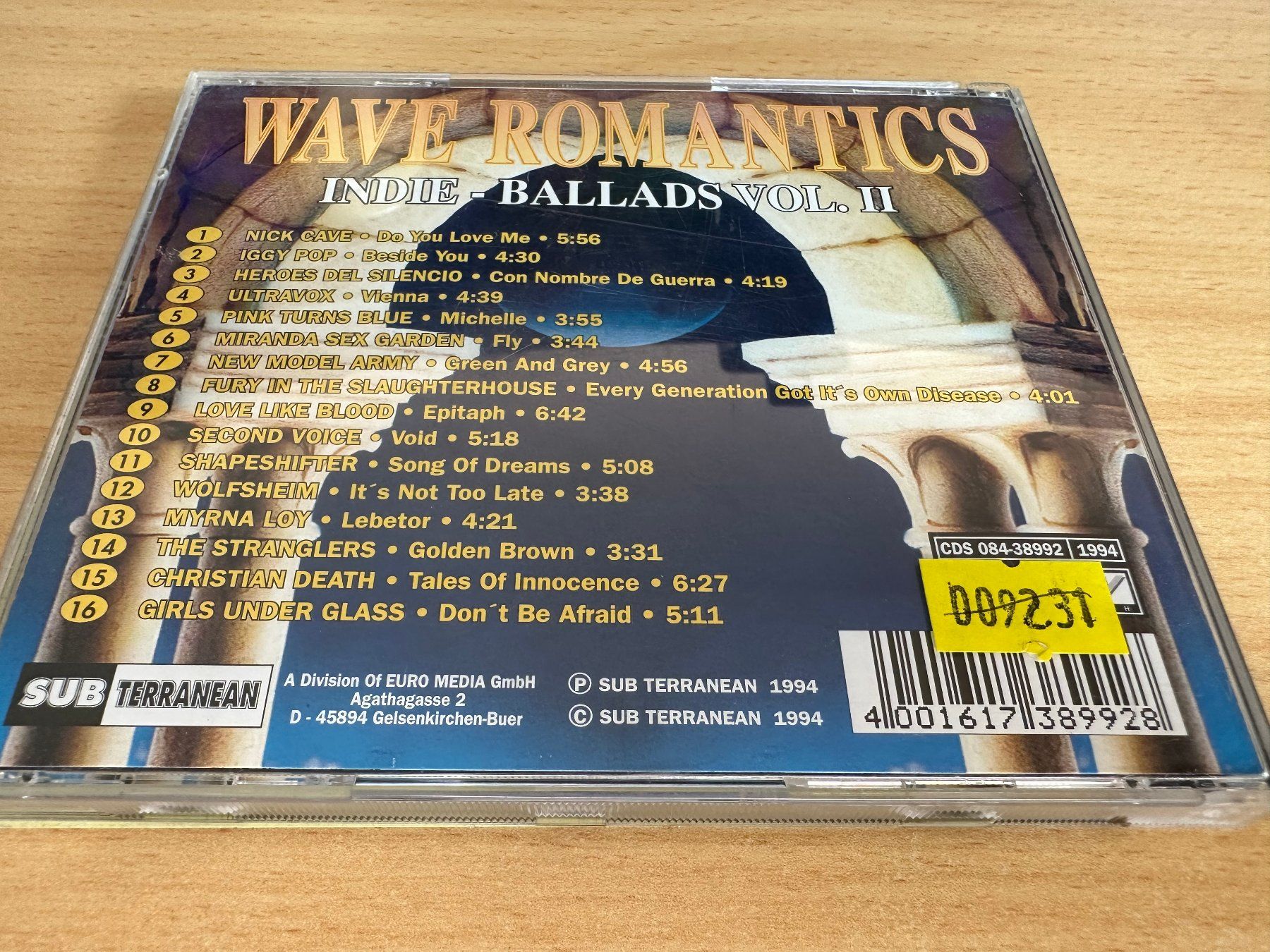 CD: Various – Wave Romantics Vol. II – Usato da Rikon im Tösstal venduto da Alpenmutz 1