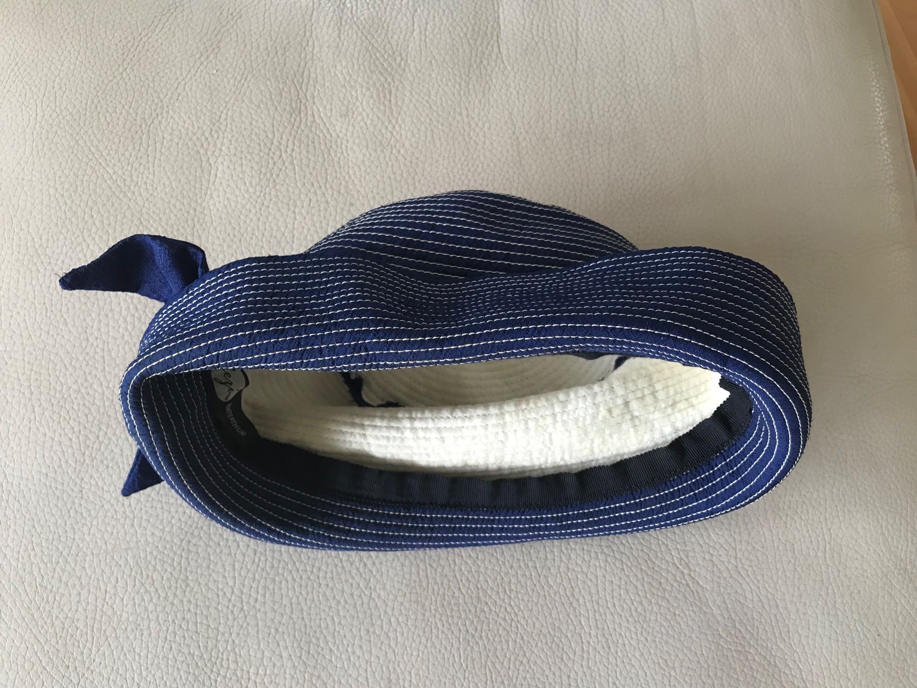 Autres vêtements garçon: Vintage Sommerhut mit Schleife – D'occasion à Hittnau par Noppi 7