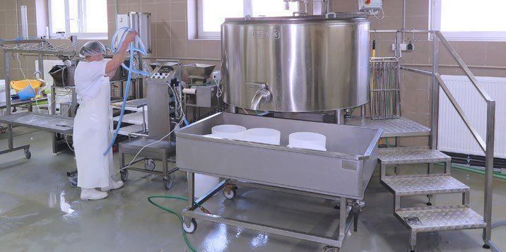 Tavoli: Käse Abtropftisch – Nuovo e nell'imballaggio originale da Eschlikon TG venduto da Meierhofer-Inox 2
