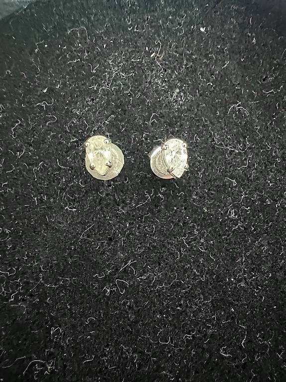 Orecchini pendenti & Orecchini a lobo: Ohrstecker mit Tropfenstein, klein, silberfarben – Usato da Glattpark(Opfikon) venduto da joe_5cs9 1