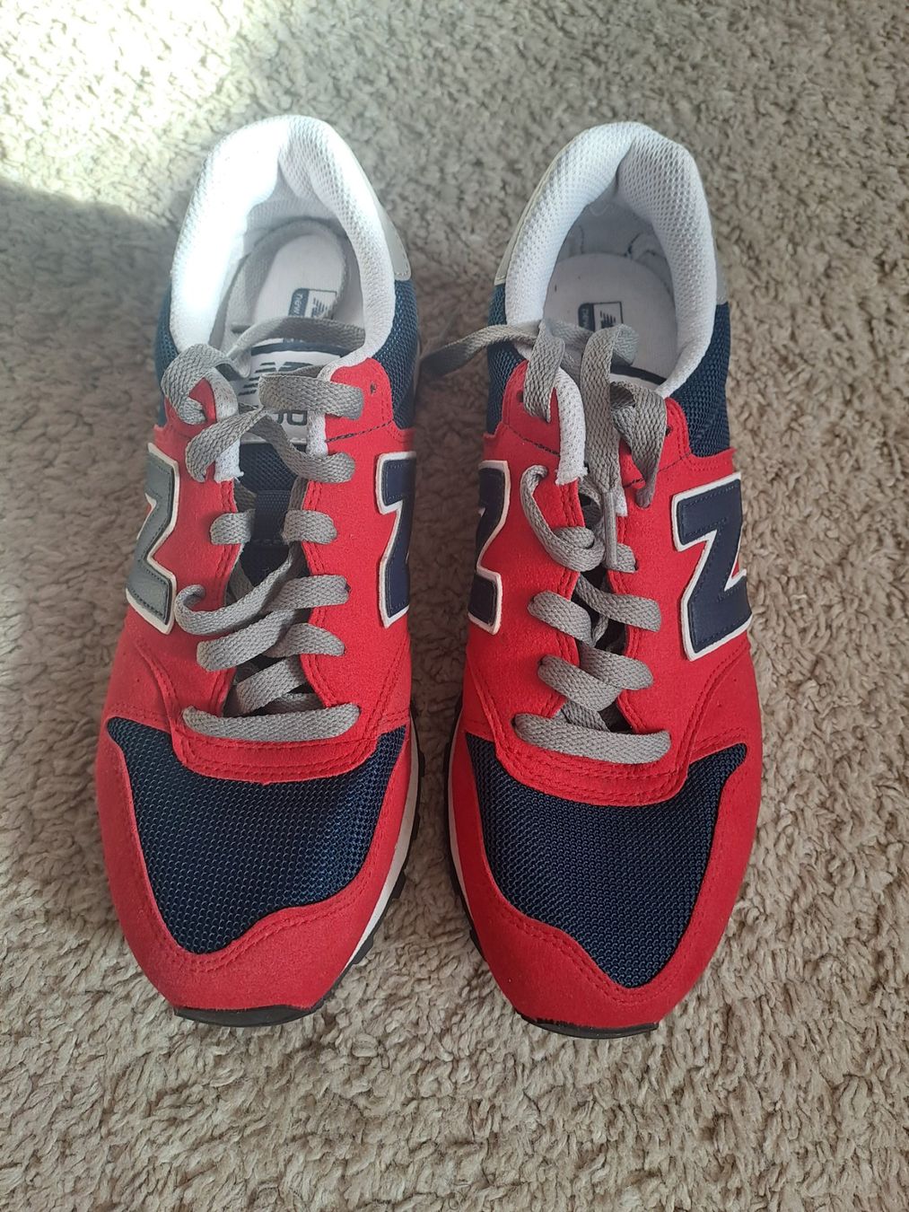 New Balance Herrenschuhe: New Balance Sneaker rot Gr. 40 – Gebraucht aus Engelberg von ollinseaotter 1