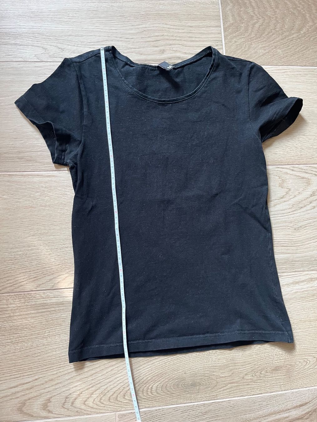 H&M T-shirt: schwarzes T-Shirt von Devided, Grösse M – Usato da Lugano venduto da sweetyd84 1
