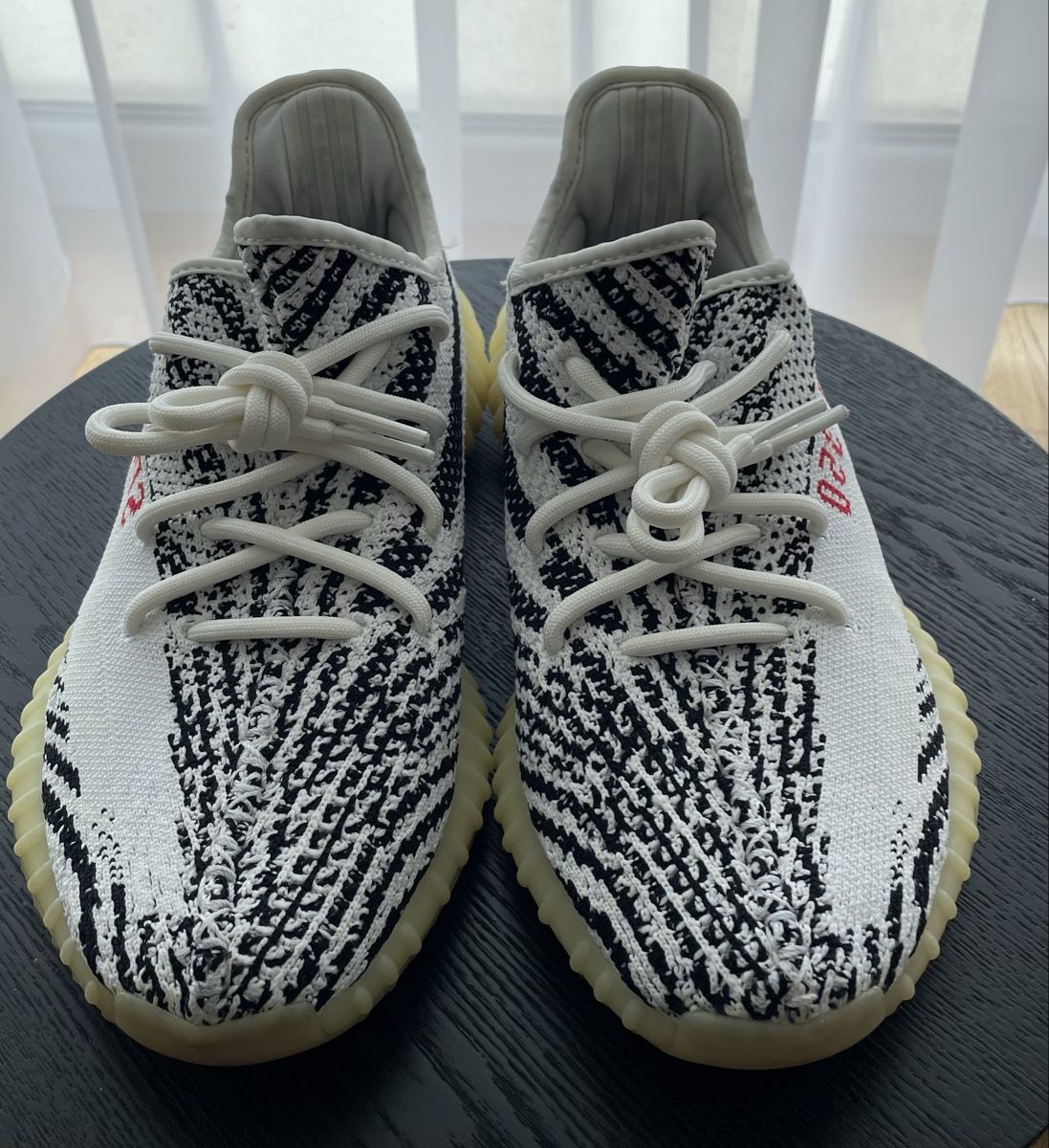 Adidas Scarpe da uomo: Adidas Yeezy Boost 350 V2 Zebra – Usato da Birmenstorf AG venduto da jac_ 1