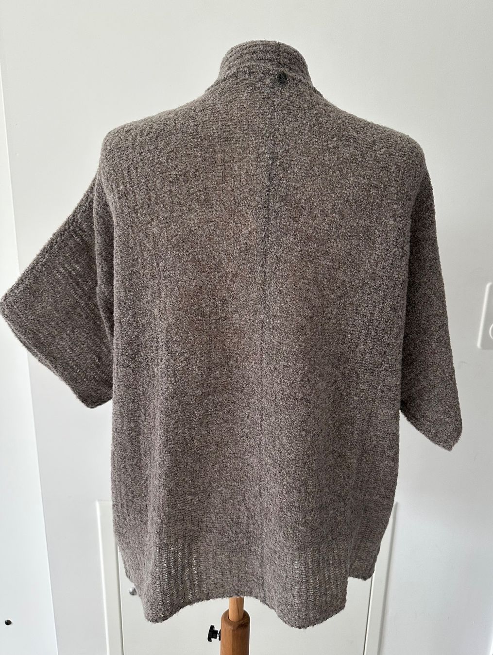 Nile Maglioni & Felpe: Strickjacke von Nile – Usato da Embrach venduto da aha55 1