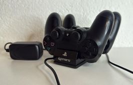 2x Original PS4 DualShock 4 Controller + Ladestation