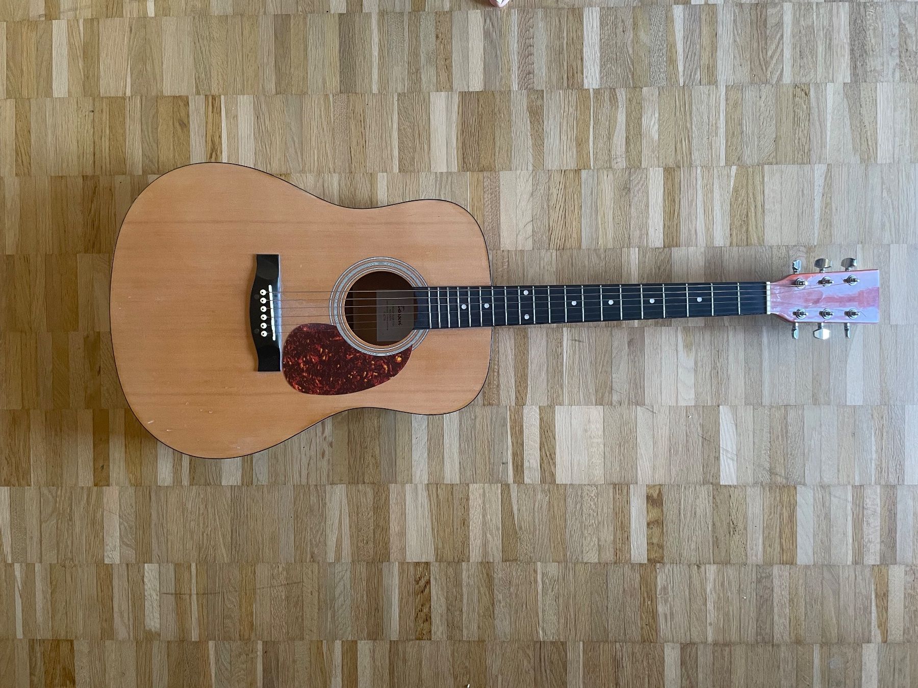 Musikinstrumente: Akkustische Gitarre – Gebraucht aus Zürich von sabii012
