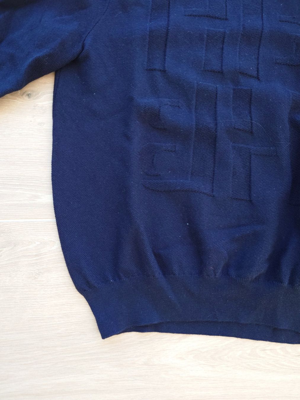 Pullover & Sweatshirts: Hugo Boss sweater – Gebraucht aus Epalinges von bracelet123 2
