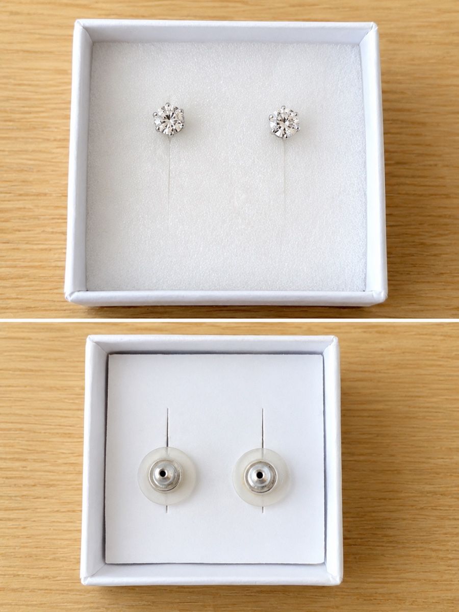 Swarovski Orecchini pendenti & Orecchini a lobo: Stud Earrings - Silver & Sparkling, Perfect Gift! – Usato da Cudrefin venduto da Net5dok