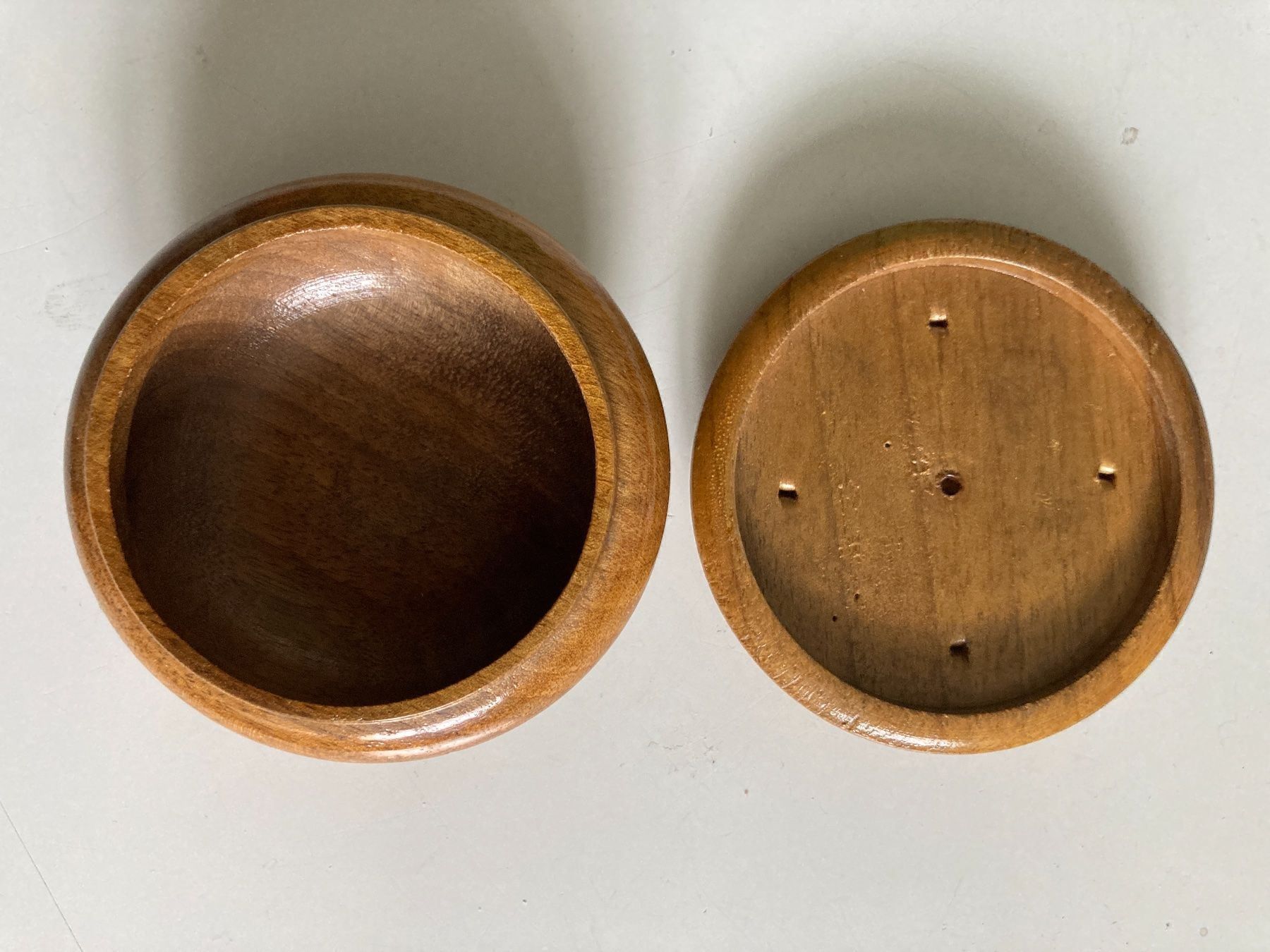 Articles en bois: Schöne Holz - Dose mit Deckel – D'occasion à Zürich par Chaeffeler 2