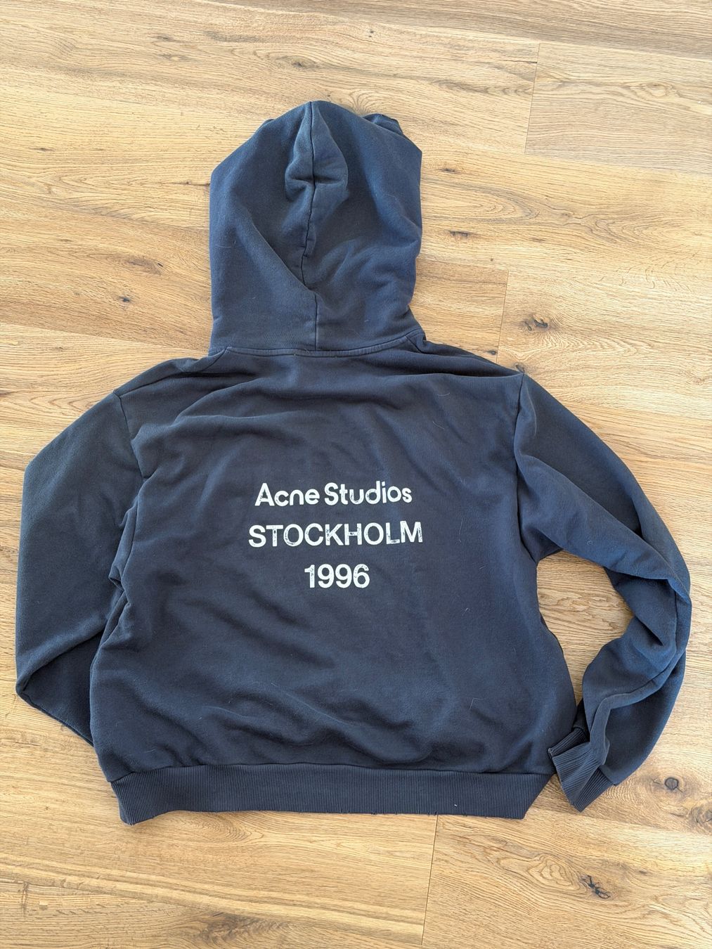 Acne Studios Maglioni & Felpe: Acne Studios Logo Hoodie – Usato da Zofingen venduto da sch_z7xb