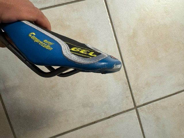 Cilo Pezzi di ricambio: Cilo Fahrradsattel – Usato da Eschenbach SG venduto da Grummelzwerg 1