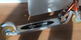 Trottinett klappbar mit Lichteffekt