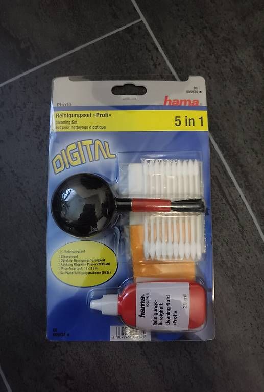 Produits d'entretien: HAMA Reinigungsset "Profi" – D'occasion à Binningen par zedtheone