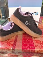 verkaufe Neu original Verpackte Lotto Schuhe 41