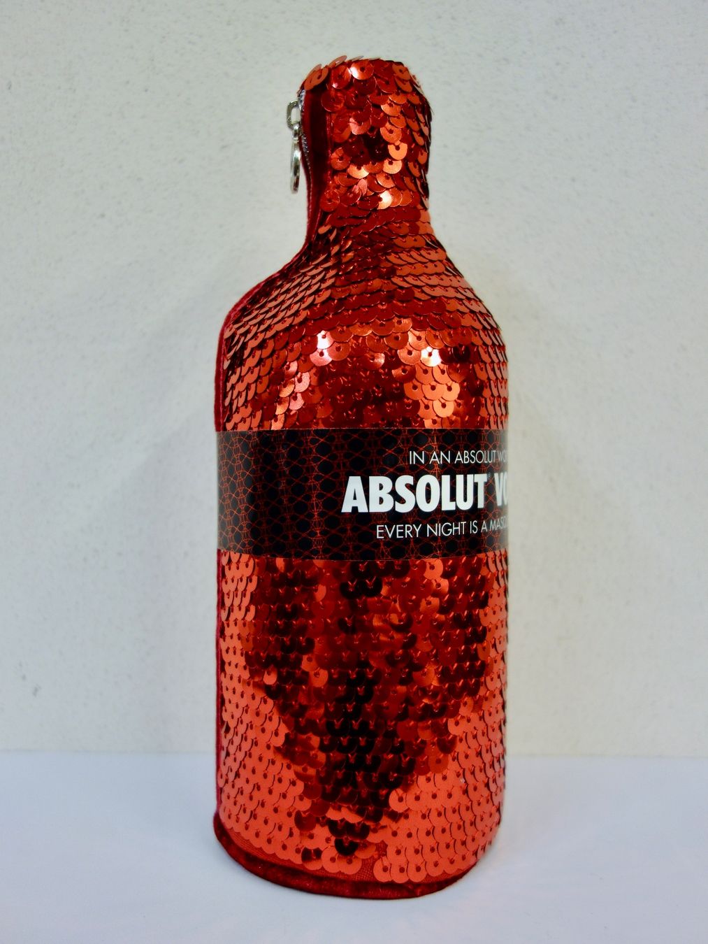 Absolut Vodka Bevande alcoliche: 1 x ABSOLUT VODKA ABSOLUT MASQUERADE Edition 2008 – Nuovo e nell'imballaggio originale da Kerzers venduto da zimmergruen 3