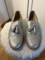 Mocassins argentés à pompons / Taille 39 / CHIC !