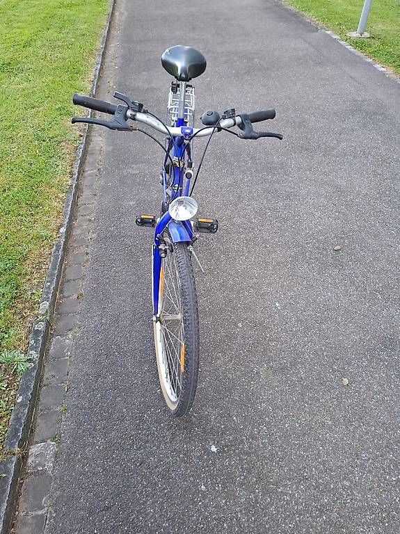 Biciclette: Fahrrad blauer Taifun – Usato da Zürich venduto da and_sr7w 3