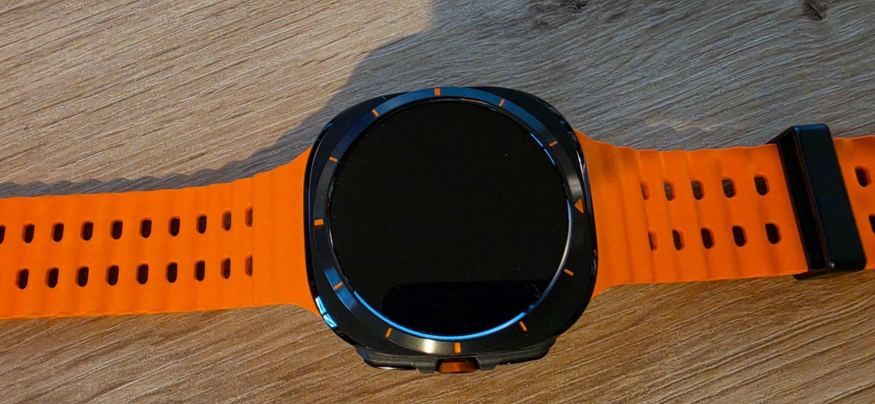 Samsung Smartwatch: Samsung Galaxy Watch Ultra 2025 – Nuovo (secondo la descrizione) da Tägerwilen venduto da SilentStorm 3