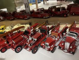 40 Feuerwehr Modellauto‘s 1/43