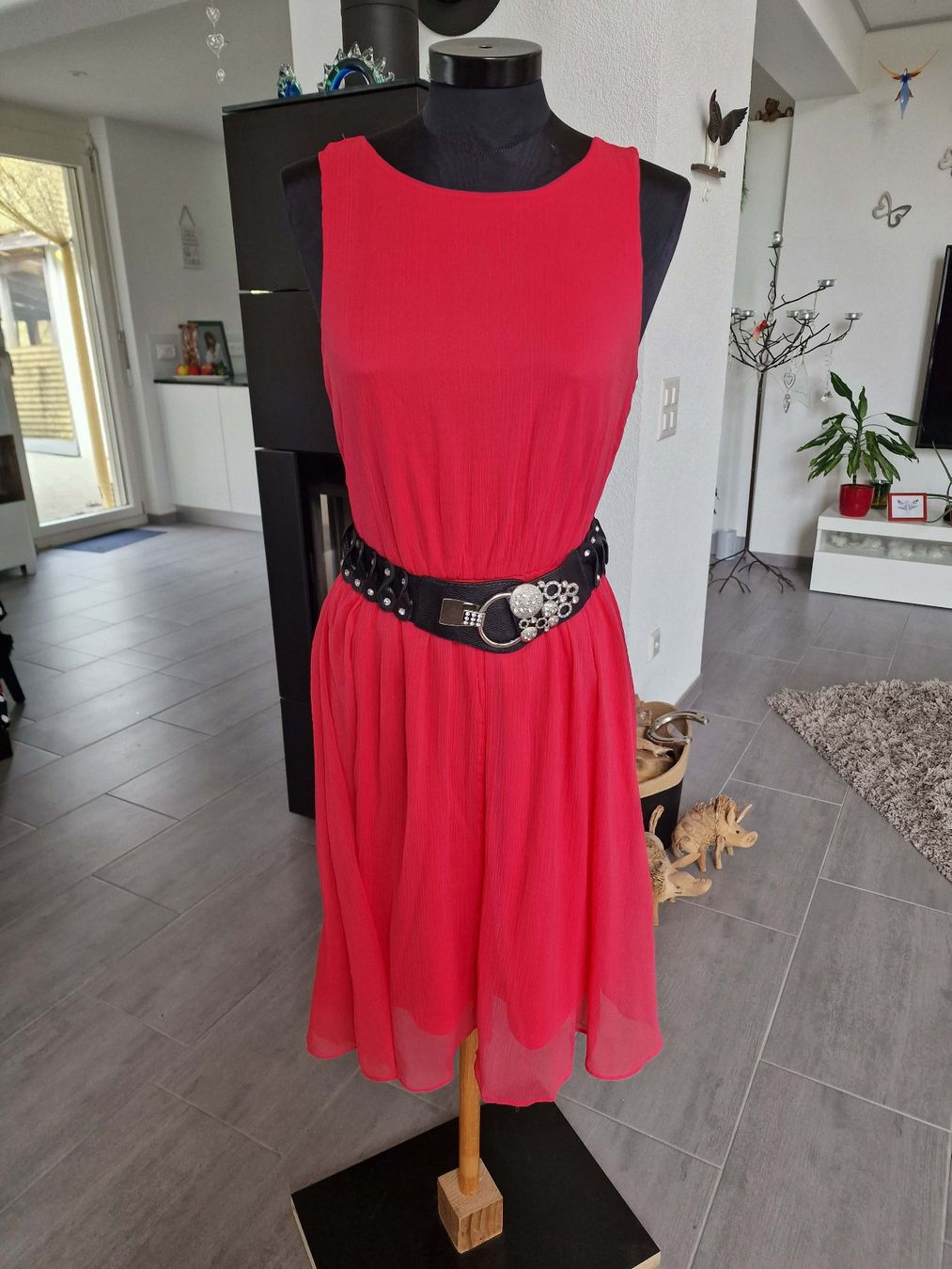 Kleider: Chiffon-Kleid von even & odd – Gebraucht aus Wil  AG von Kfloh